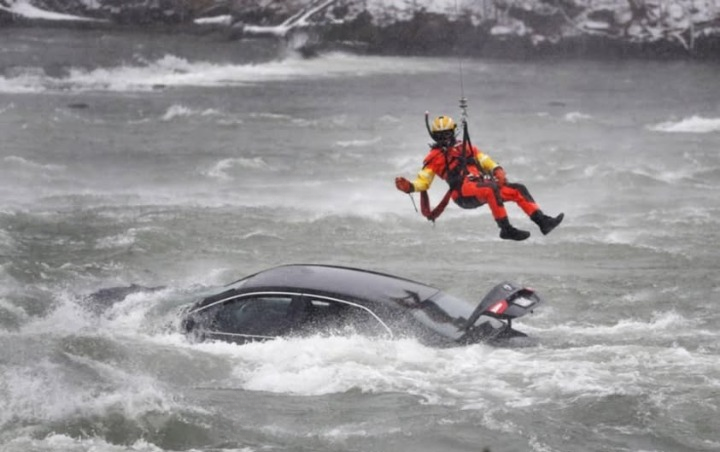 Family Found in Car Submerged in River — Mother Missing